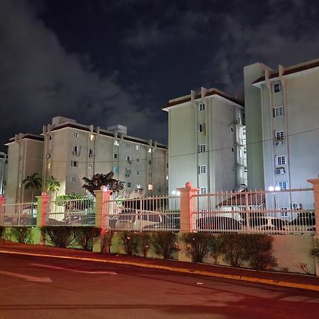 Апартаменты Oaklands Oasis Кингстон Экстерьер фото
