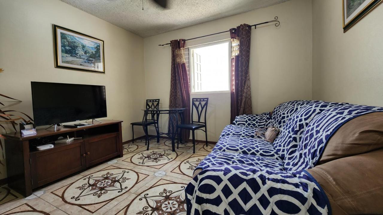Апартаменты Oaklands Oasis Кингстон Экстерьер фото