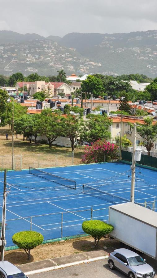 Апартаменты Oaklands Oasis Кингстон Экстерьер фото